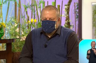 Sama doma s Pepou Šedivým
