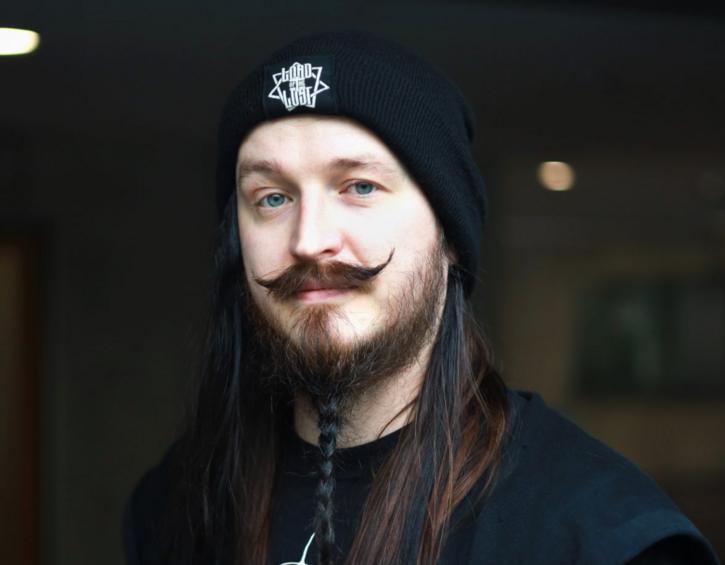Radek Jurnikl v podcastu Vinohradská 12: Co víme o nových drogách v Česku?