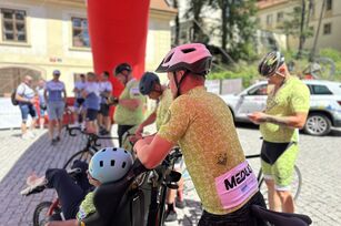 Opět vyrážíme na Handy cyklo maraton – jako vždy jedeme pro Mácu